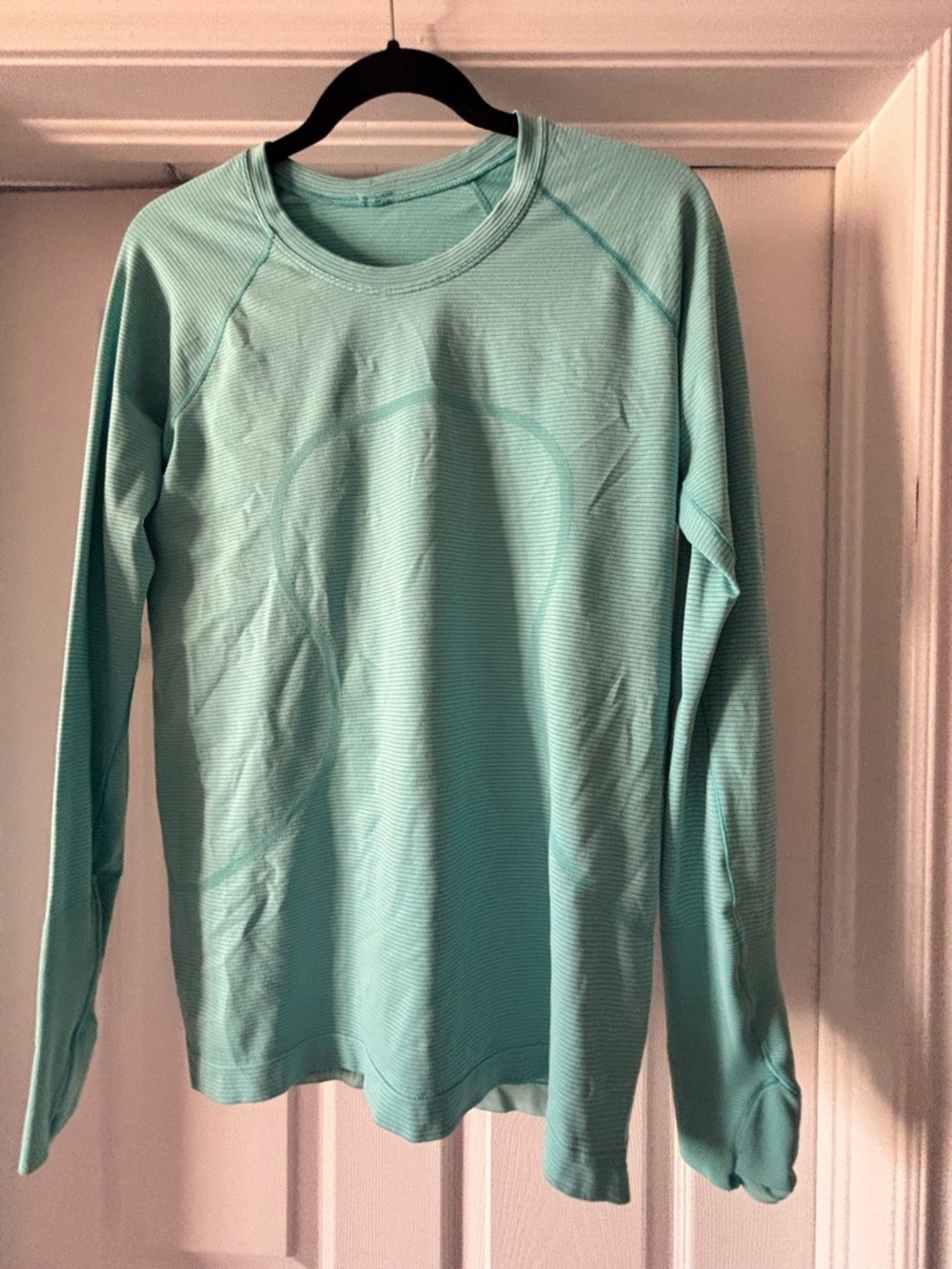 Lululemon Swiftly Tech 2.0 Long Sleeve Hip Length